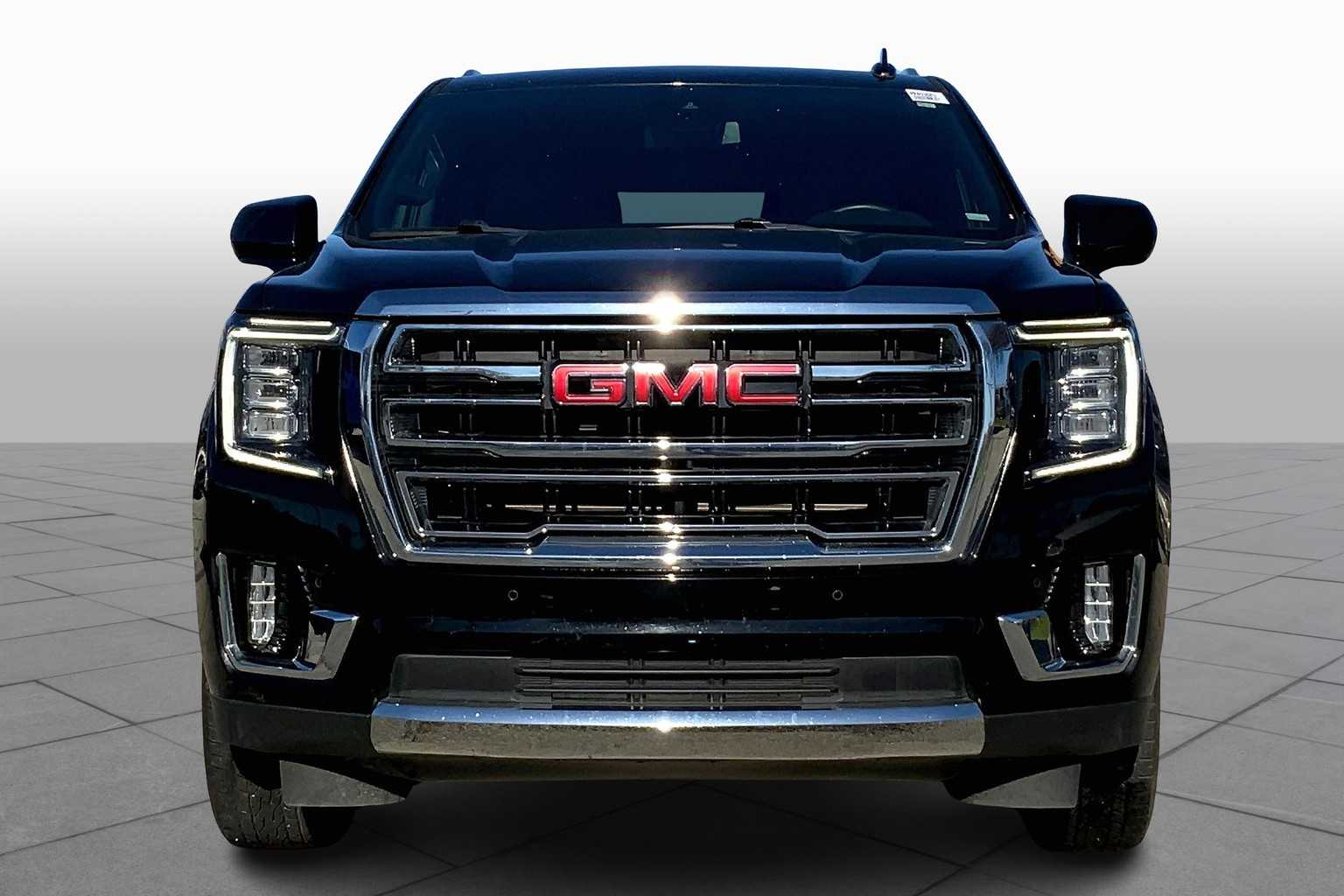 2023 Gmc Yukon SLT photo 3