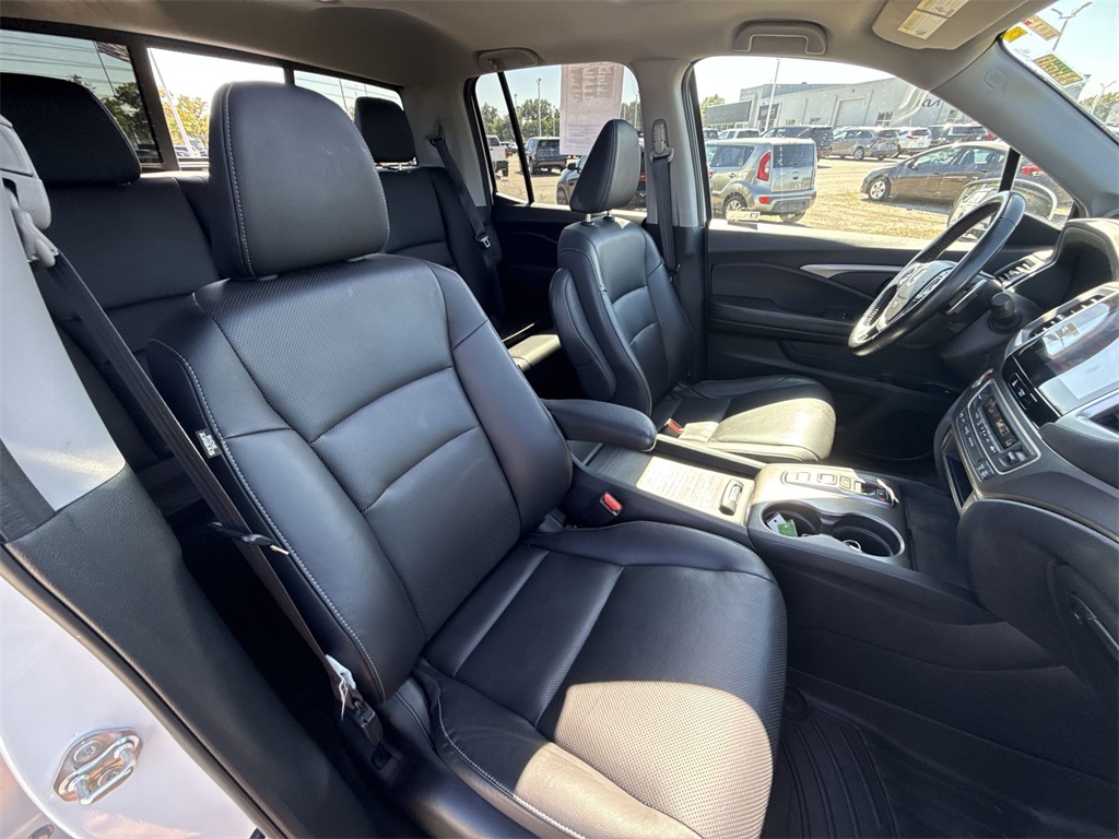 2020 Honda Ridgeline RTL photo 25