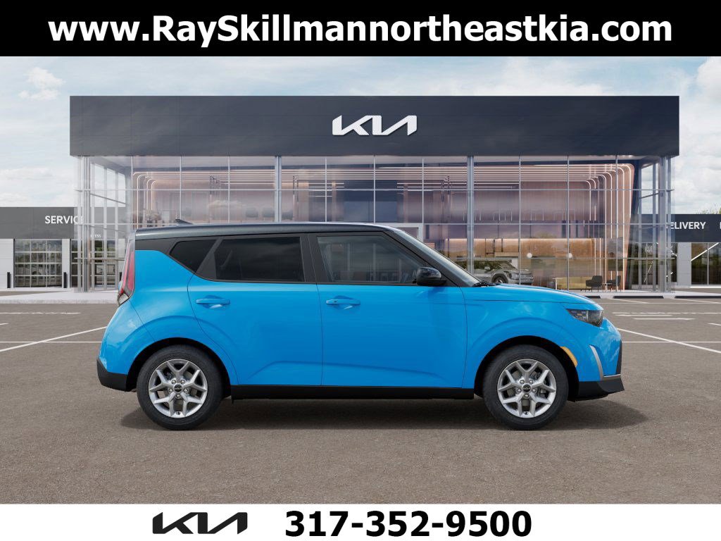 2025 Kia Soul S photo 7