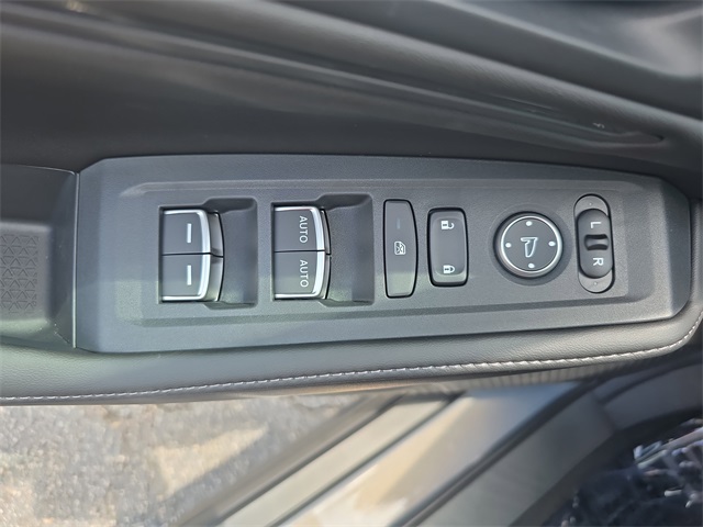 2025 Honda Accord Hybrid Sport photo 28