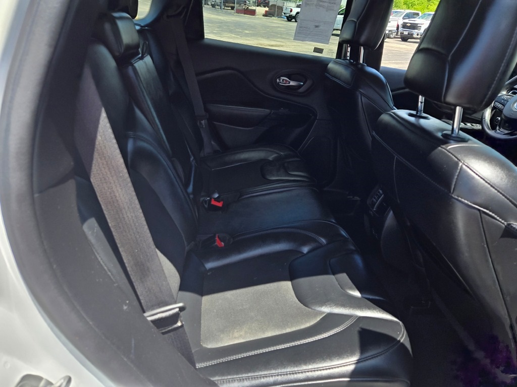 2021 Jeep Cherokee Altitude photo 5