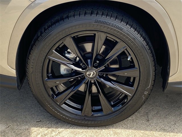 2022 Lexus NX 350 F SPORT Handling photo 15