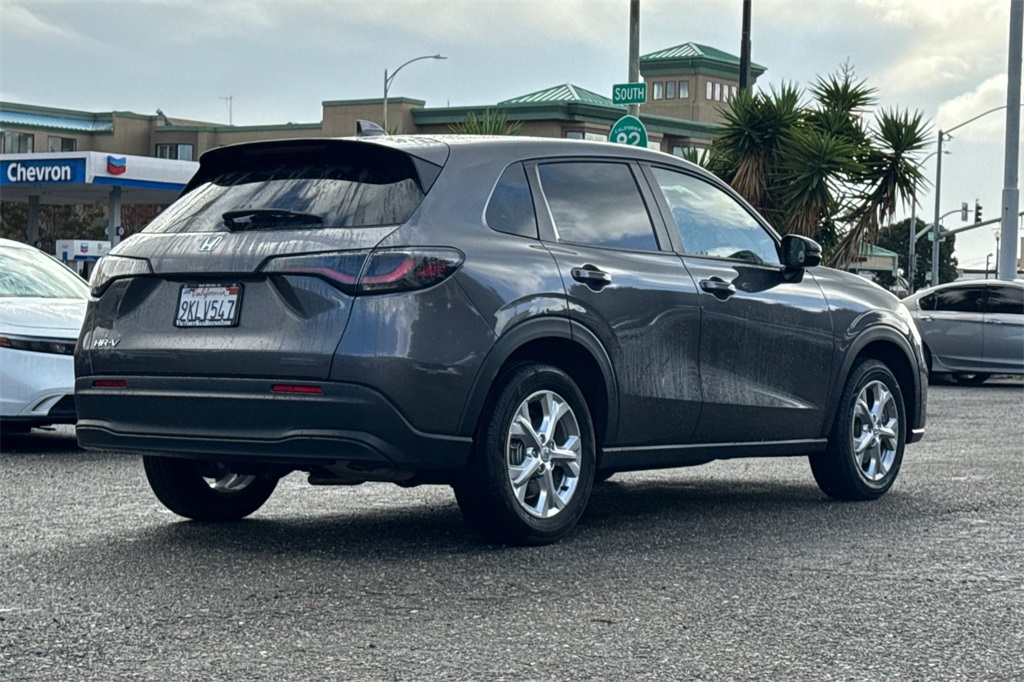 2024 Honda HR-V LX photo 4