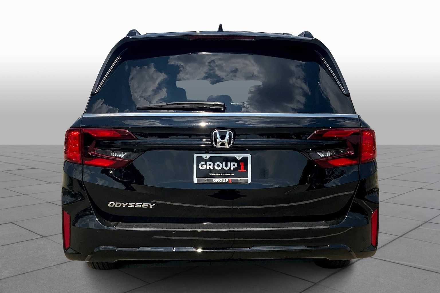 2026 Honda Odyssey EX-L photo 4