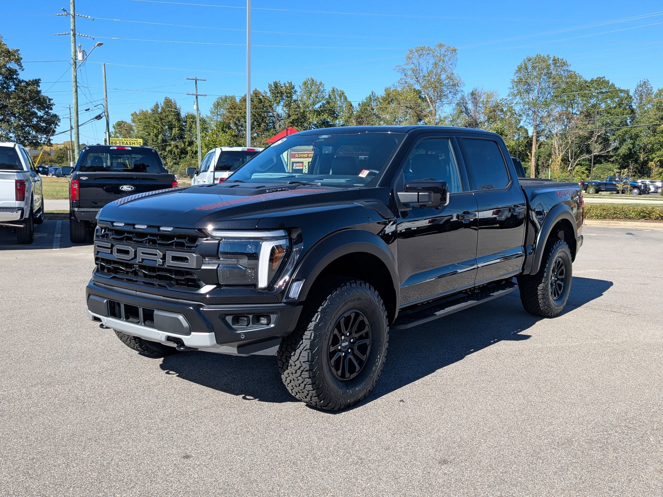 2025 Ford F-150 Raptor's photo