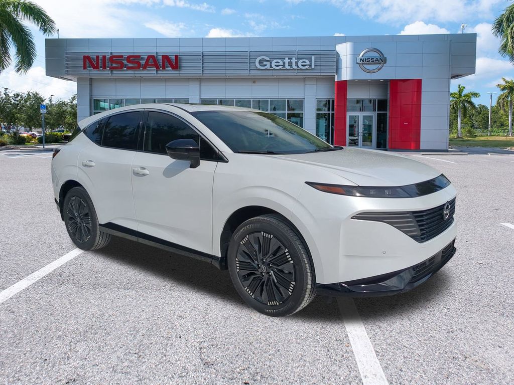 2025 Nissan Murano Platinum photo 2