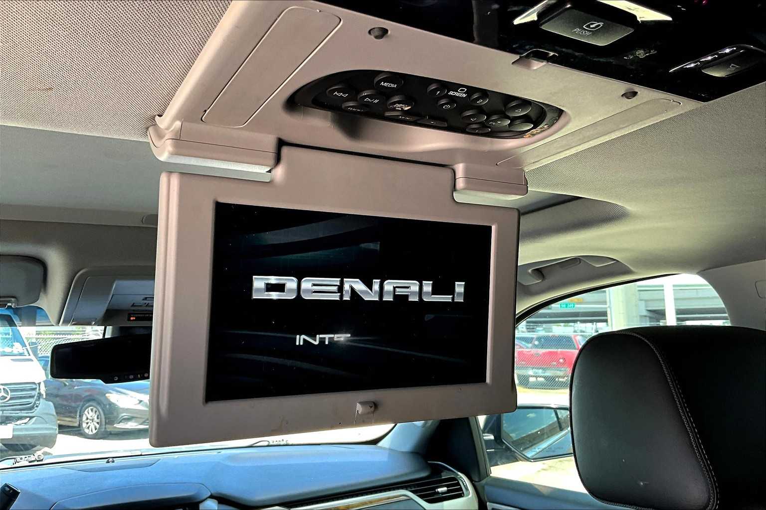 2017 Gmc Yukon XL Denali photo 29