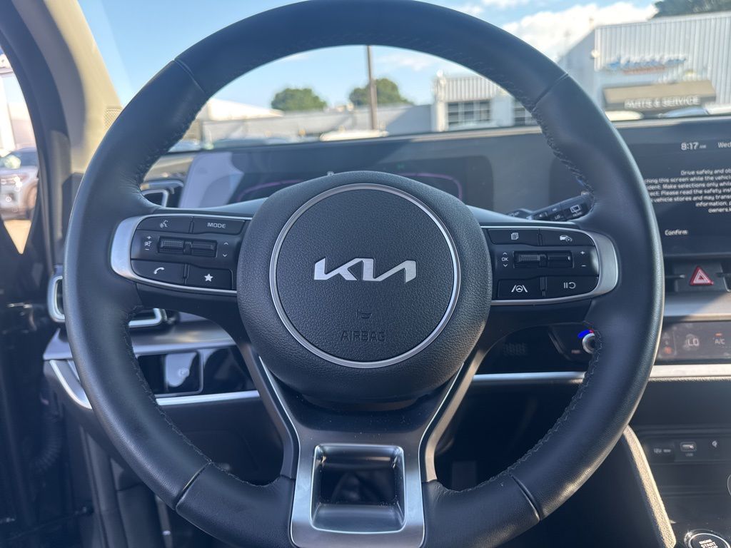 2025 Kia Sportage EX photo 9
