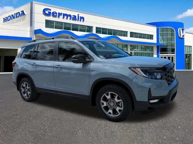 2022 Honda Passport TrailSport photo 2