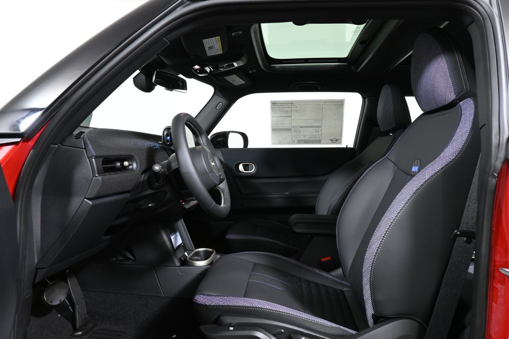 2026 Mini Cooper 2 Door Hardtop Signature photo 3