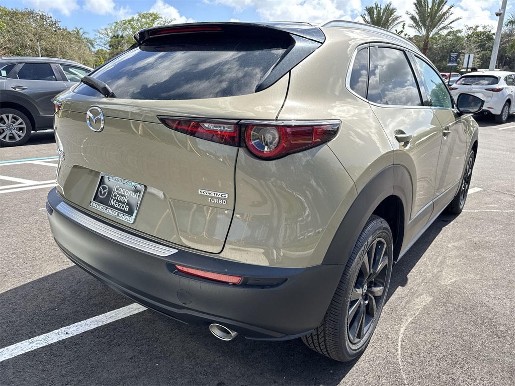 2024 Mazda CX-30 2.5 Turbo Carbon photo 2