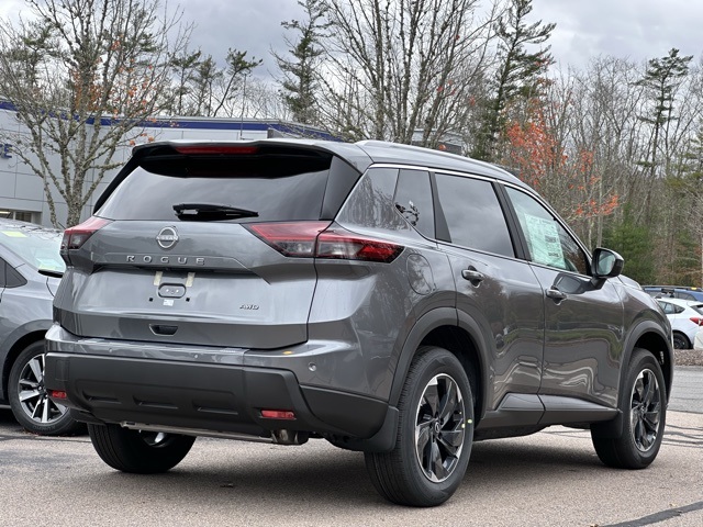 2026 Nissan Rogue SV photo 2
