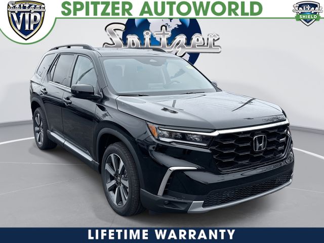 2025 Honda Pilot Touring's photo