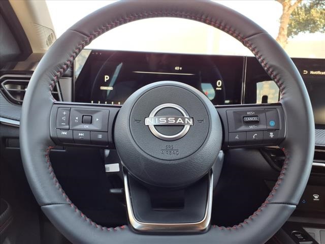 2025 Nissan Kicks SR photo 6