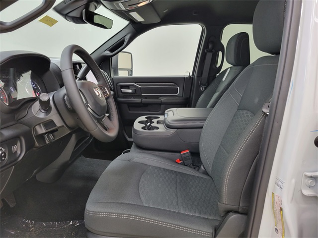 2025 Ram 2500 Big Horn photo 13