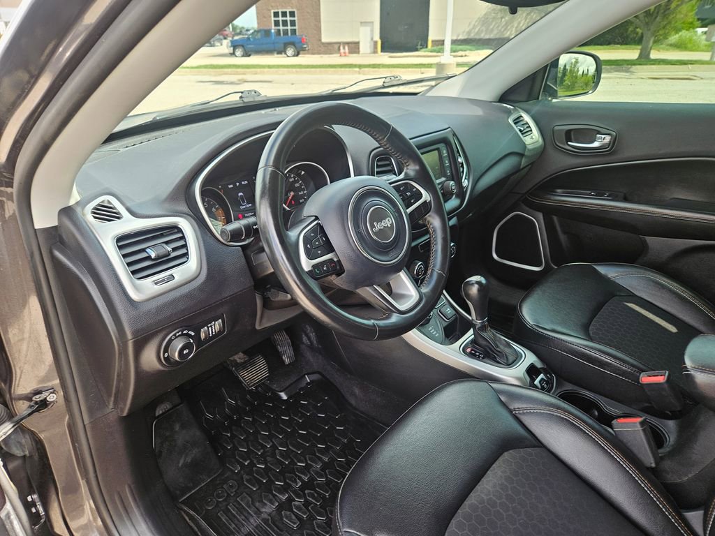 2018 Jeep Compass Latitude photo 16