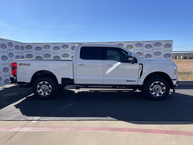 2024 Ford F-250 Super Duty Lariat Crew Cab 4WD