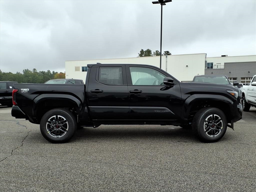 2025 Toyota Tacoma TRD Sport 4x4 Double Cab photo 2