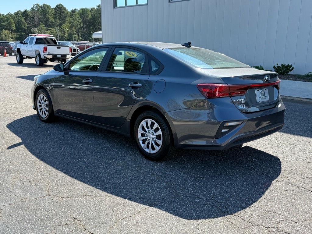 2021 Kia Forte FE LXS photo 5