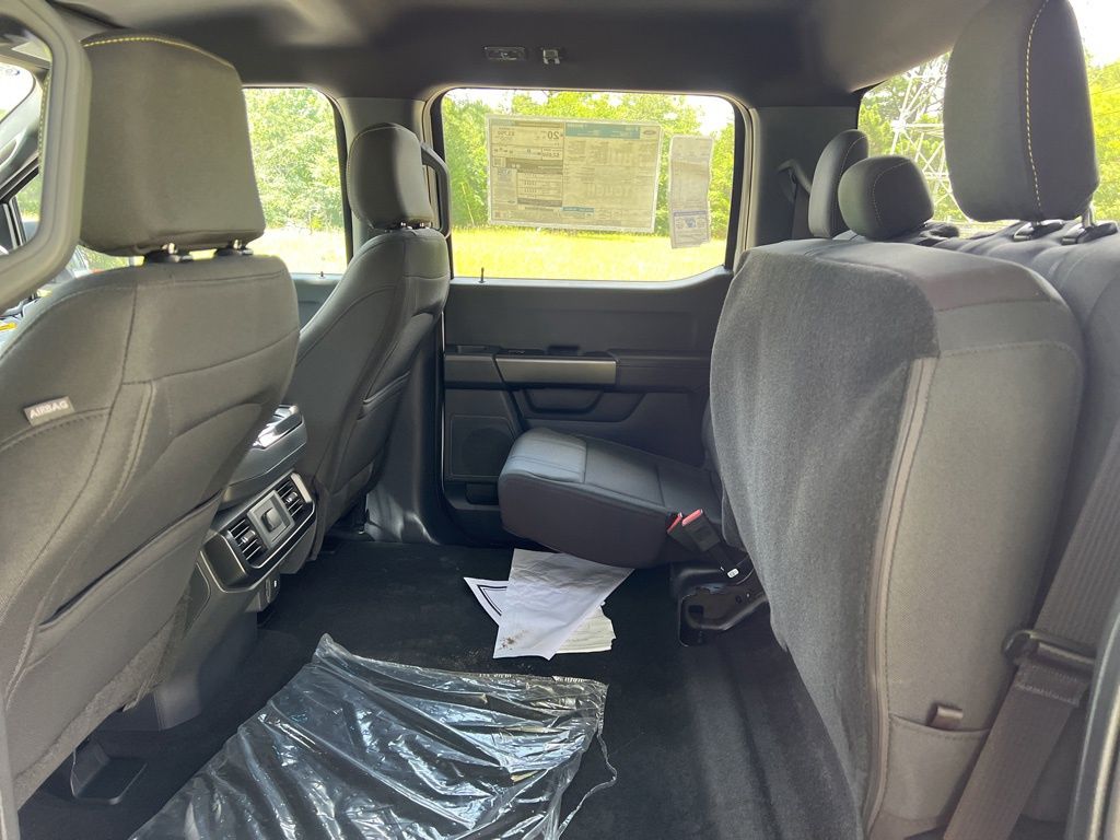 2025 Ford F-150 STX photo 28