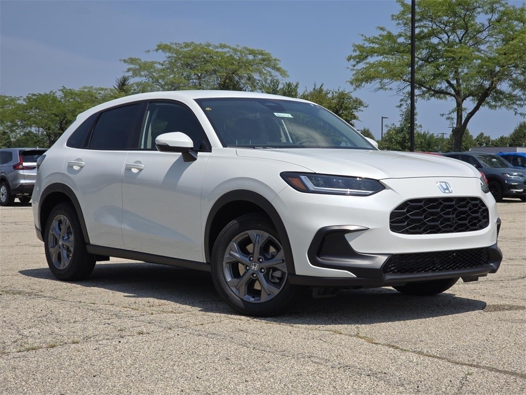 2026 Honda HR-V LX photo 2