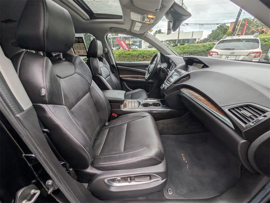 2019 Acura MDX Technology SH-AWD photo 2