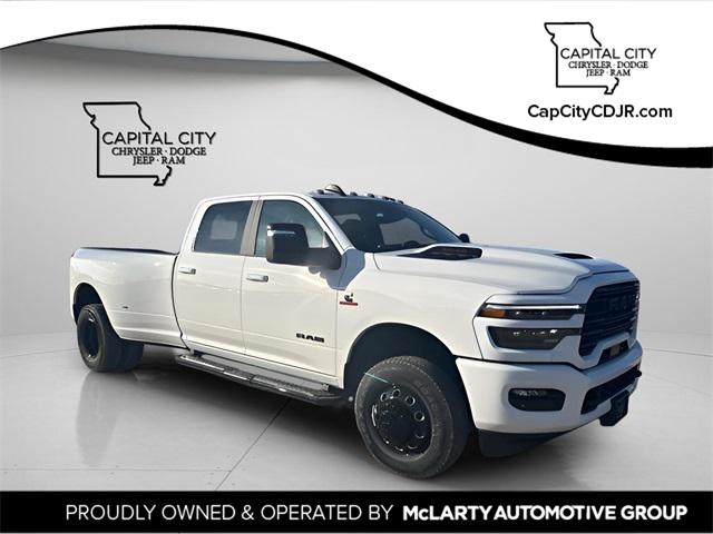 2026 RAM Ram 3500 Pickup Laramie's photo