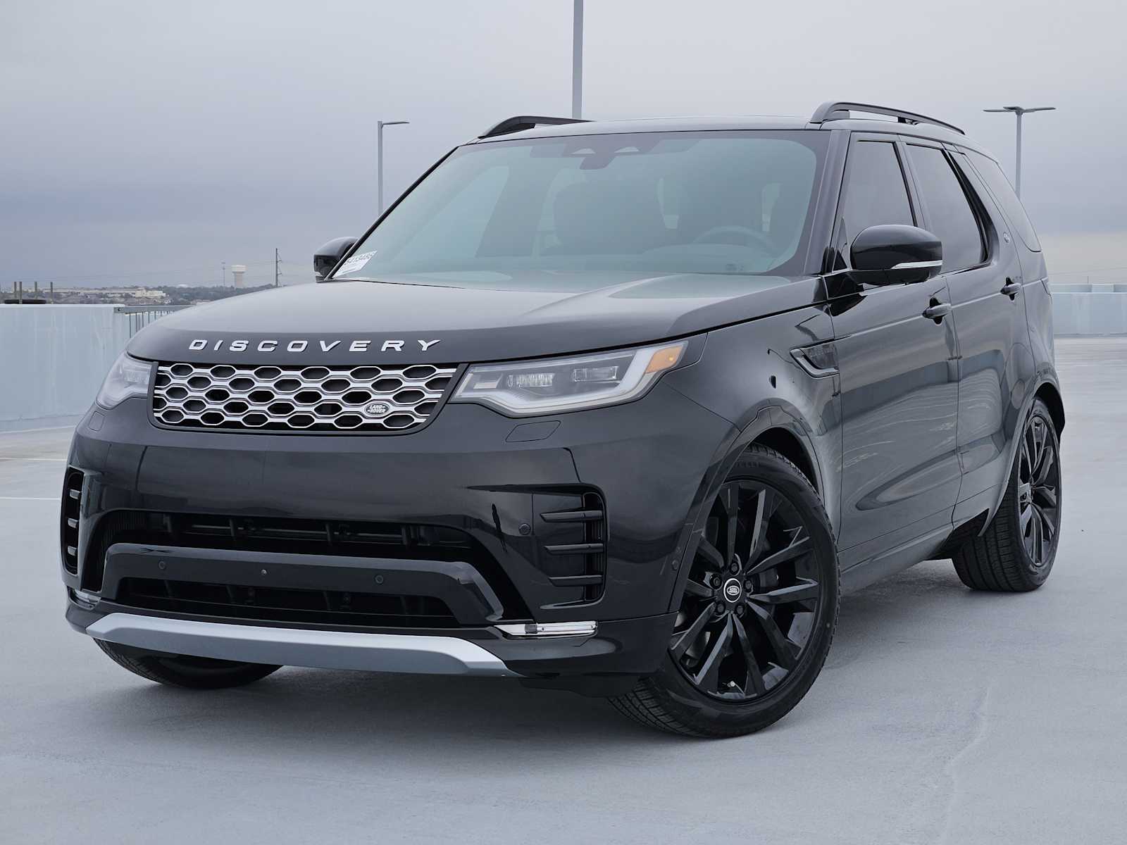 2026 Land Rover Discovery Gemini Edition