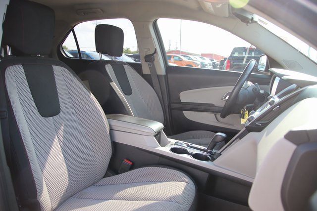 2012 Chevrolet Equinox photo 21