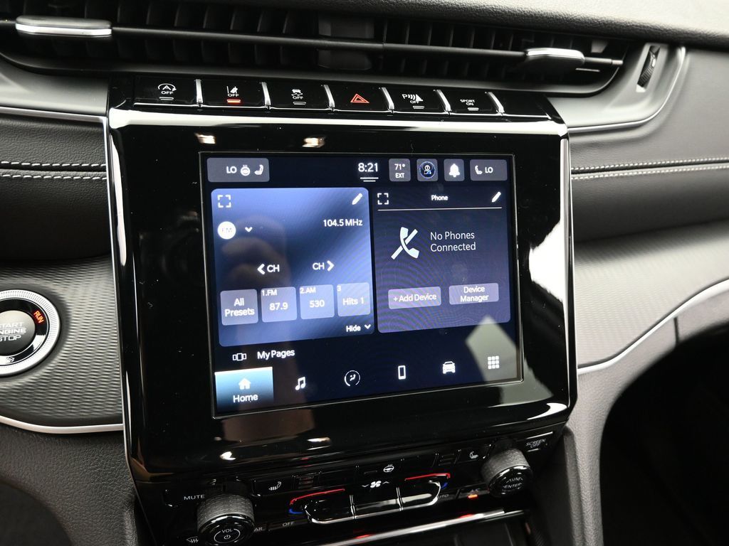 2025 Jeep Grand Cherokee Altitude photo 16