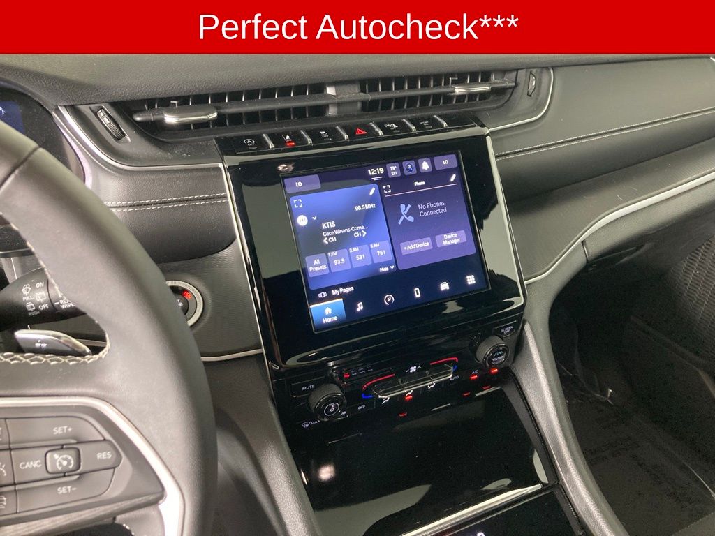 Used 2024 Jeep Grand Cherokee Laredo with VIN 1C4RJHAG9R8582841 for sale in Elk River, Minnesota
