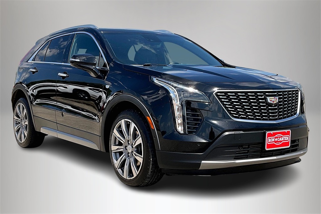 2022 Cadillac XT4 Premium Luxury