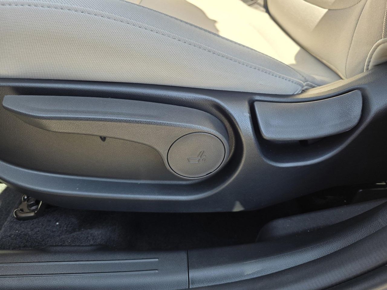 2025 Hyundai Tucson SE photo 20