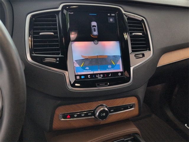 2024 Volvo XC90 Plus photo 21