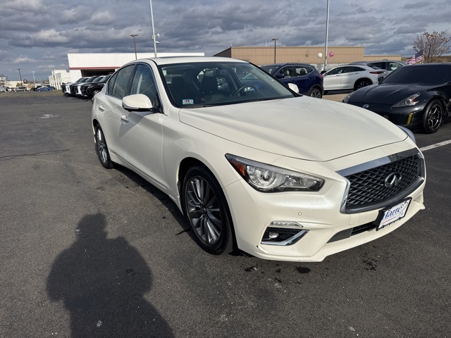 2022 Infiniti Q50 LUXE photo 3
