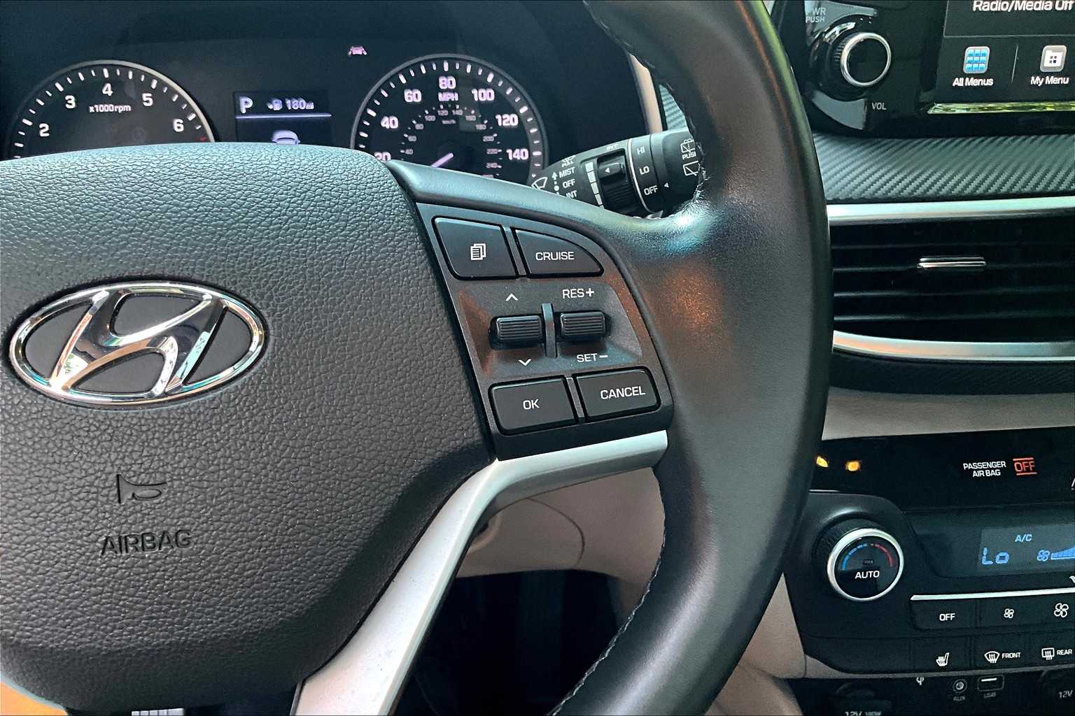 2020 Hyundai Tucson Sport photo 23
