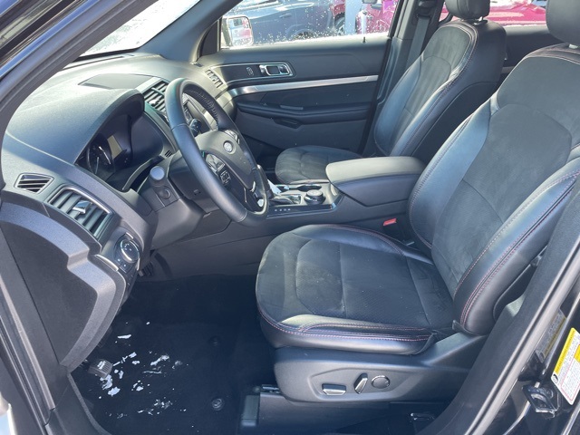 2018 Ford Explorer XLT photo 4