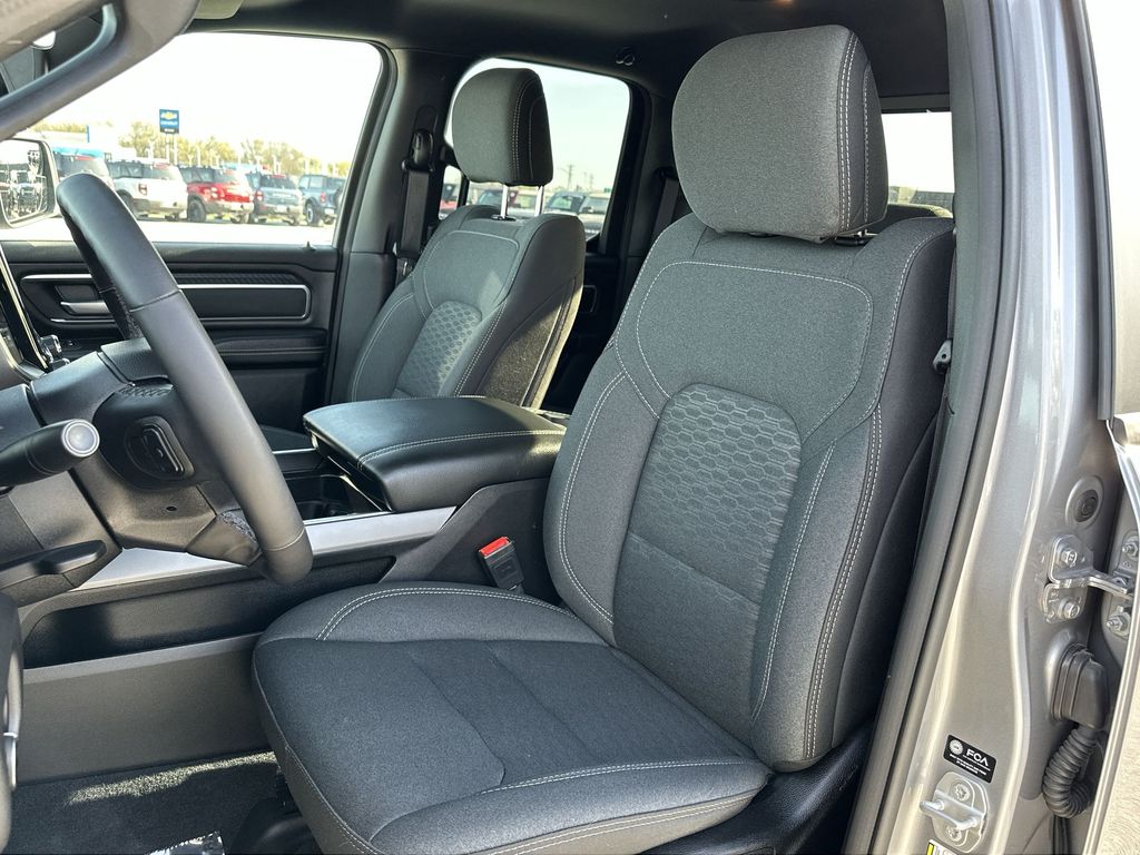 2025 Ram 1500 Big Horn Lone Star photo 11