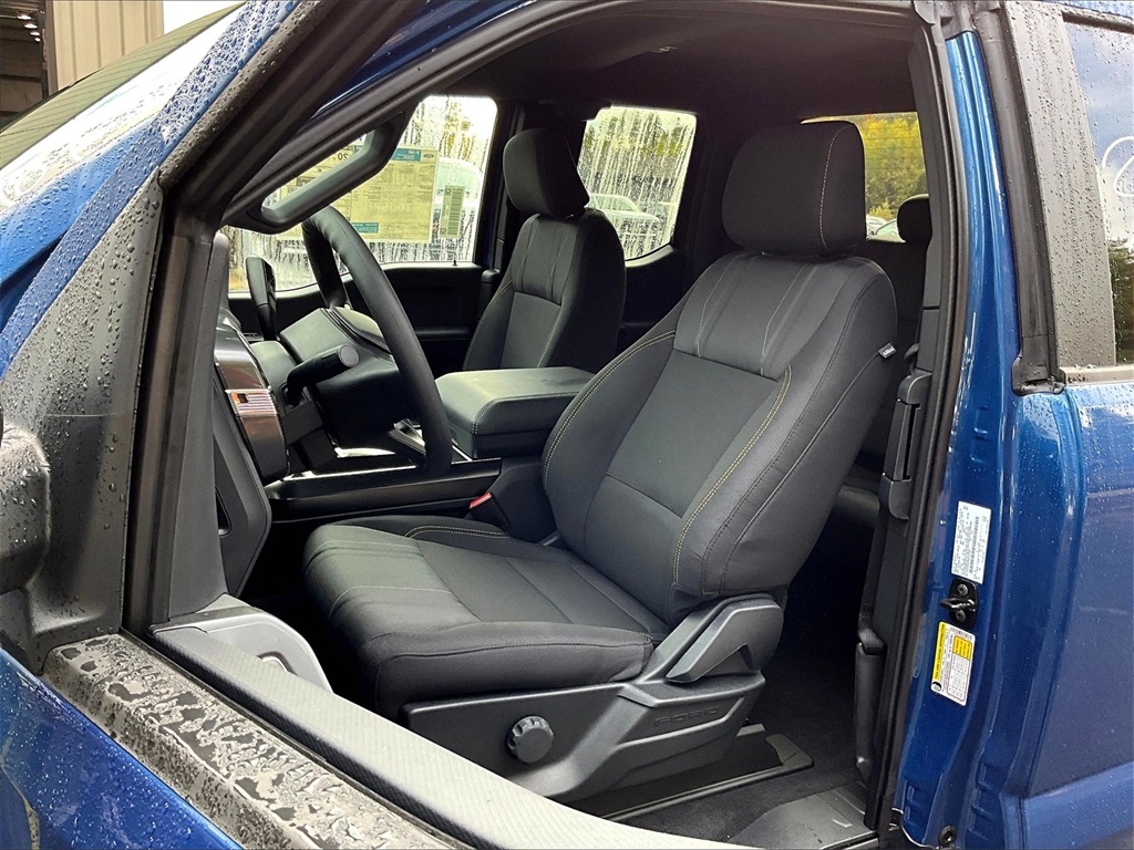 2025 Ford F-150 STX photo 9