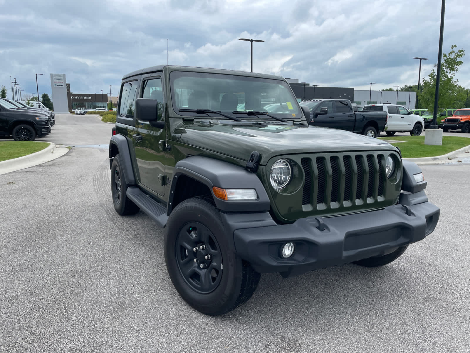 Used 2022 Jeep Wrangler Sport with VIN 1C4HJXAG9NW235019 for sale in Kansas City