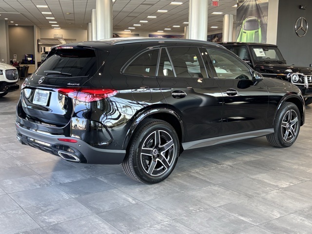 2026 Mercedes Benz GLC 350e 4MATIC photo 3