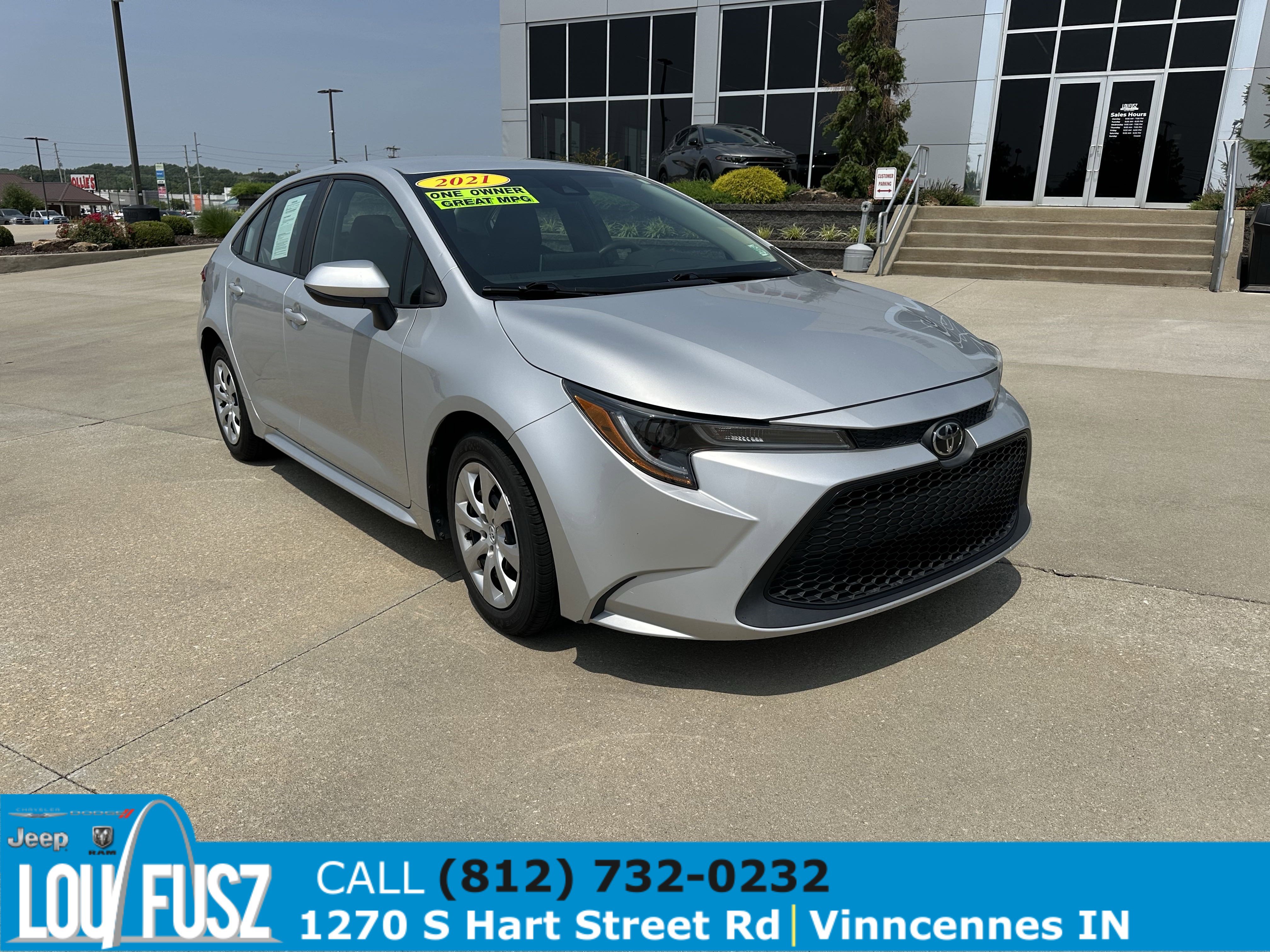 Used 2021 Toyota Corolla LE with VIN 5YFEPMAE1MP181866 for sale in Vincennes, IN