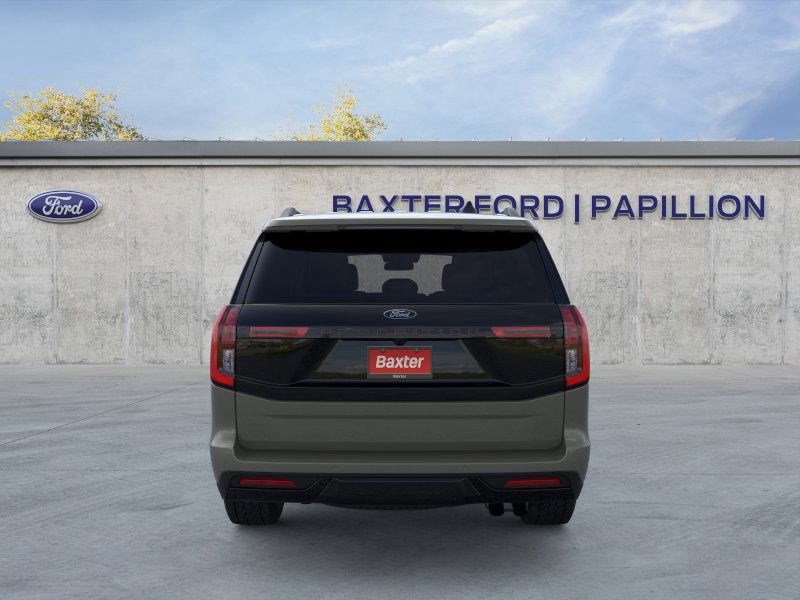 2025 Ford Expedition photo 17