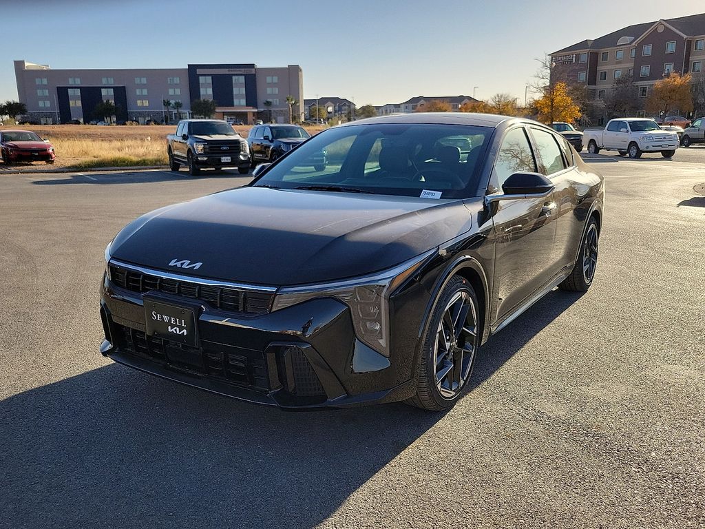 2025 Kia K4 GT-Line's photo