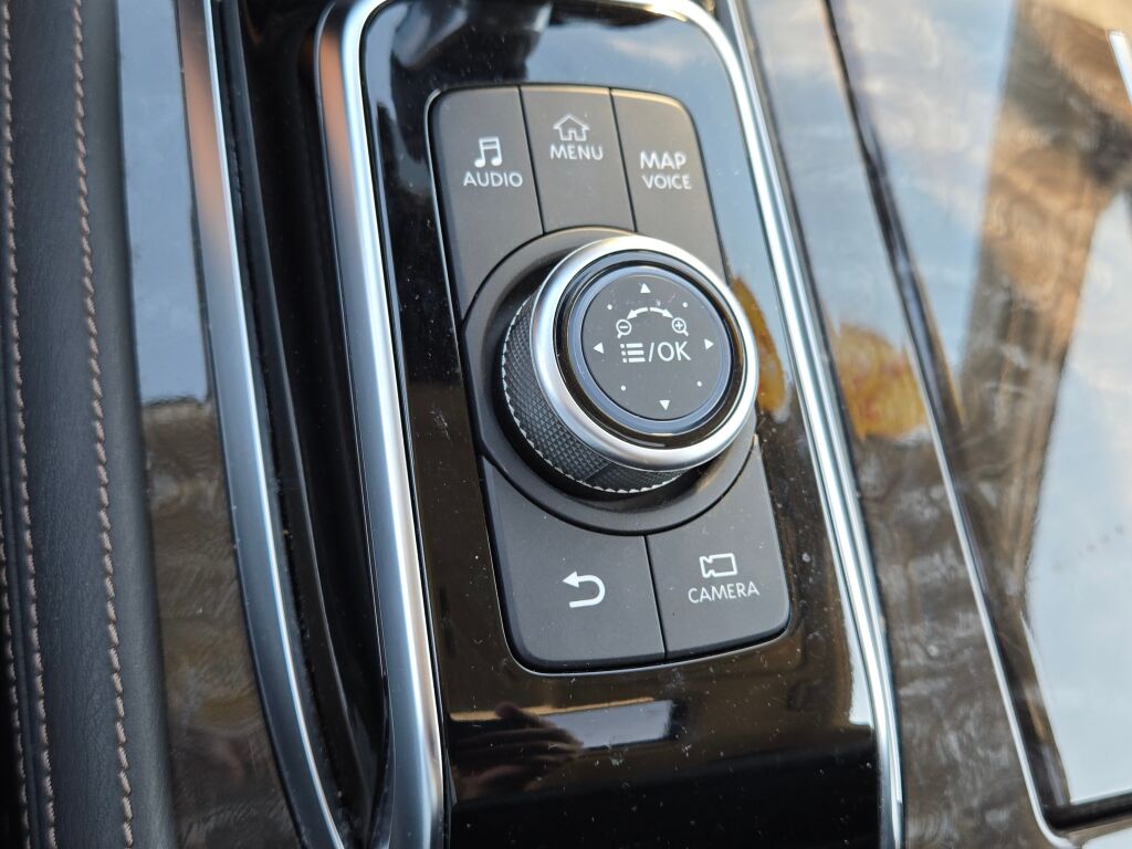2024 Nissan Armada Platinum photo 25