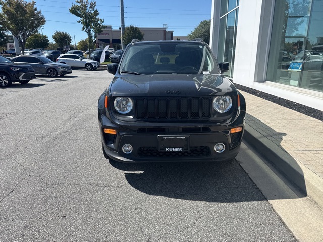 2020 Jeep Renegade Altitude photo 2