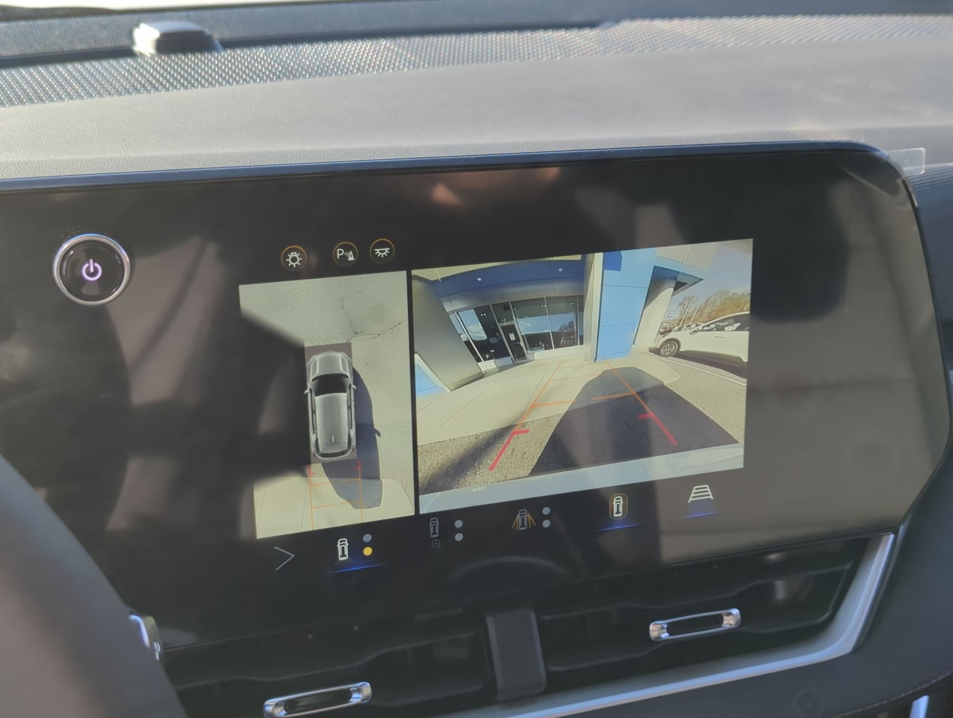 2025 Chevrolet Equinox LT photo 6