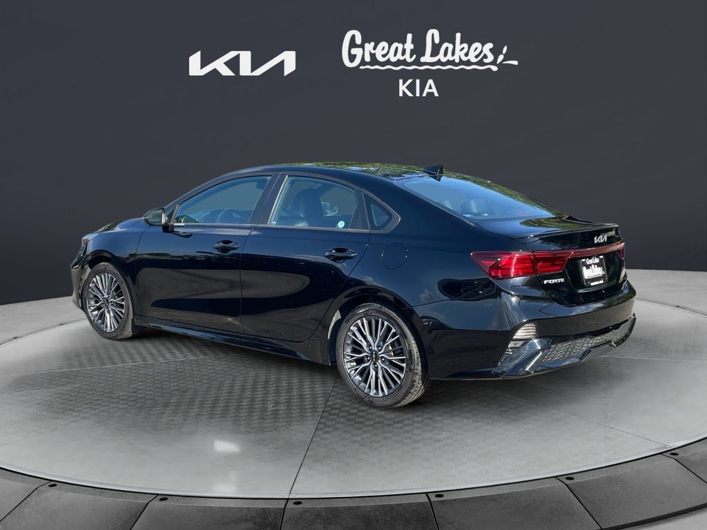 2023 Kia Forte GT-Line photo 4