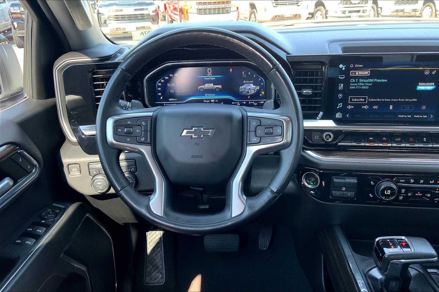 2023 Chevrolet Silverado 1500 RST photo 2