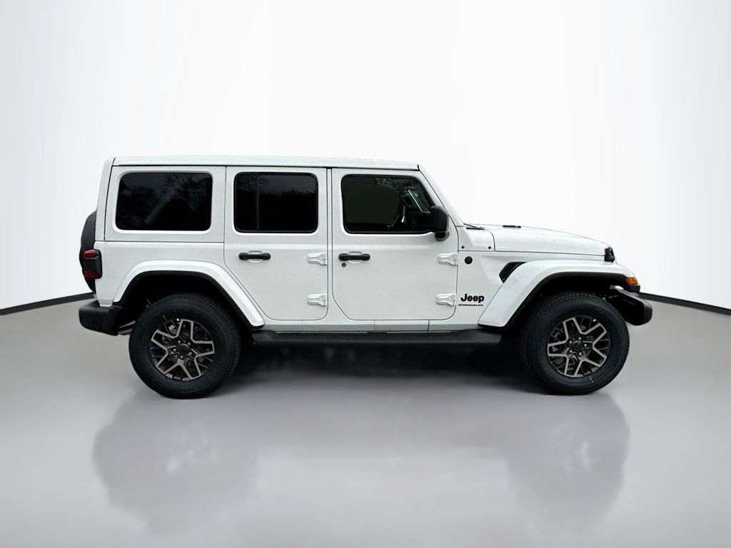 2026 Jeep Wrangler Sahara photo 3